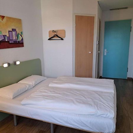 Ibis Budget Berlin Ost Exterior foto
